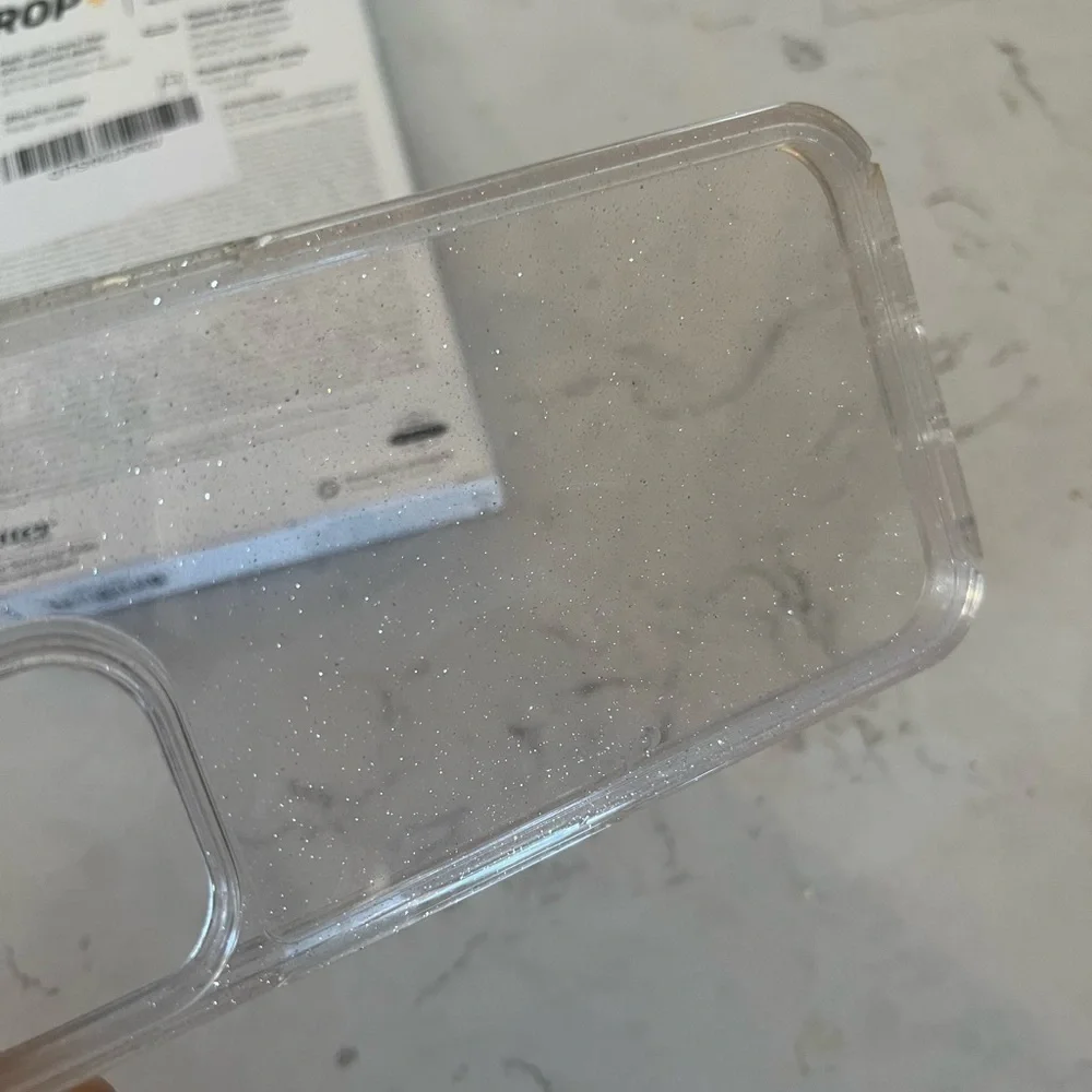 iPhone 2021 large pro case clear glitter